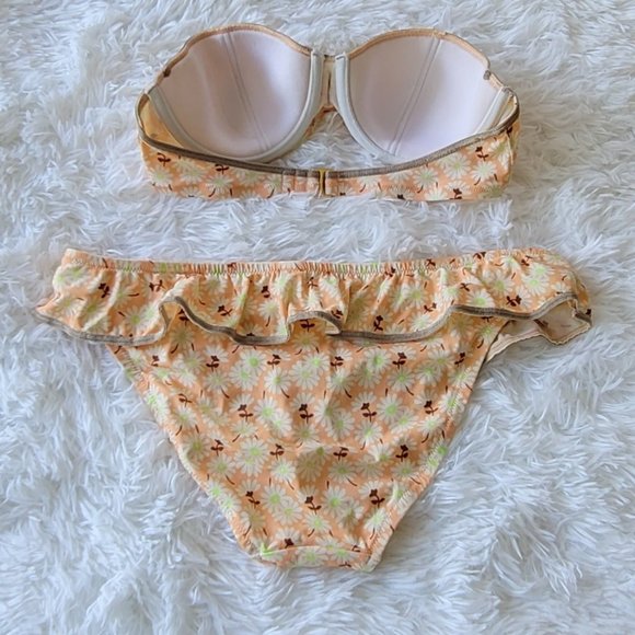 Victorias Secret Floral Bikini - Picture 2 of 8